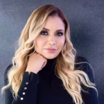 Dra Diana Pulgarin Dental Group Blanqueamiento dental profesional: qué esperar y cómo decidir  Image of YASSG5X7ORDNBHNA6NNEYAR3CE 150x150 Diseño de sonrisa